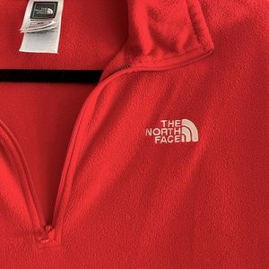 North face Men’s M fleece quarter zip sweatshirt